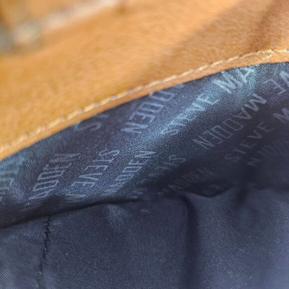 Steve Madden Tan Faux Leather Wallet With Card Slots & Key Ring - Picture 5 of 7